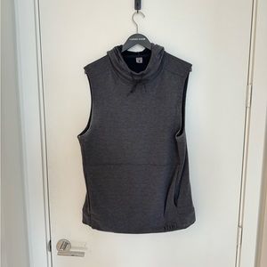 Men’s Nobull microplush sleeveless hoody large